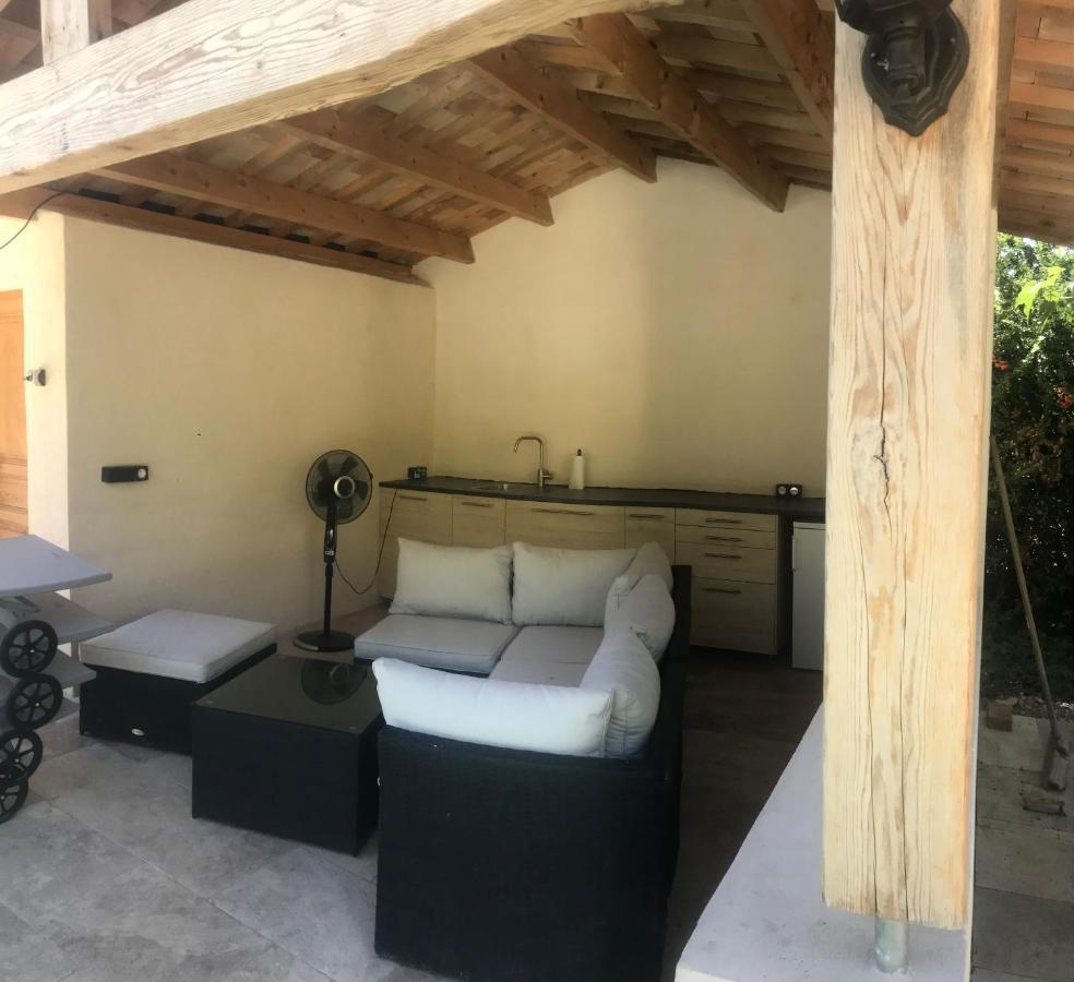 Chambres D Hotes De Charme Dans Mas La Souvine Du 17Eme, Chambres Climatisees Bedarrides Exterior photo
